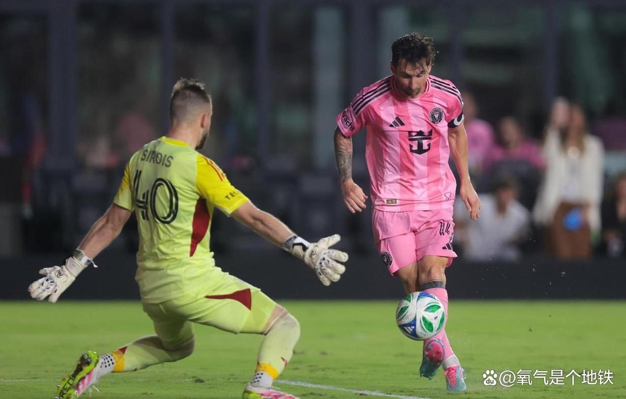 巴萨新赛季首胜!梅西助攻闪耀全场(巴萨对梅西续约计划) 巴萨新赛季首胜!梅西助攻闪耀全场(巴萨对梅西续约计划)