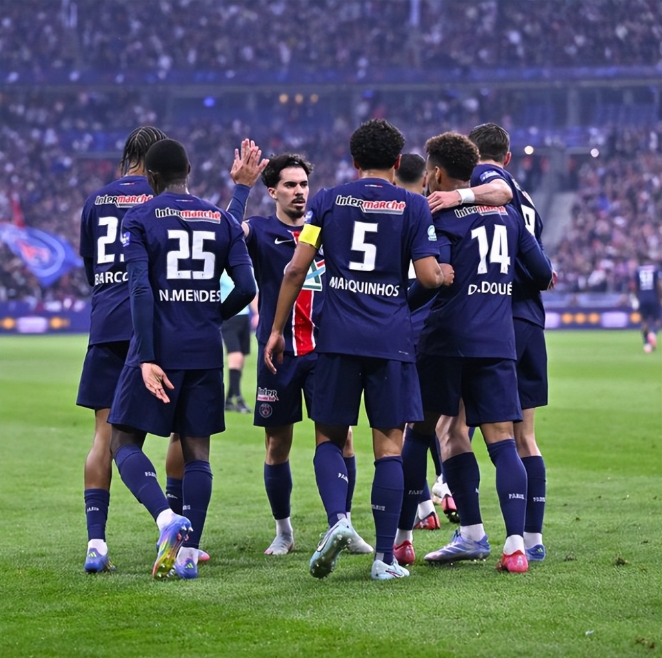 江南体育-朗斯再胜巴黎圣日耳曼，向保级发起冲击